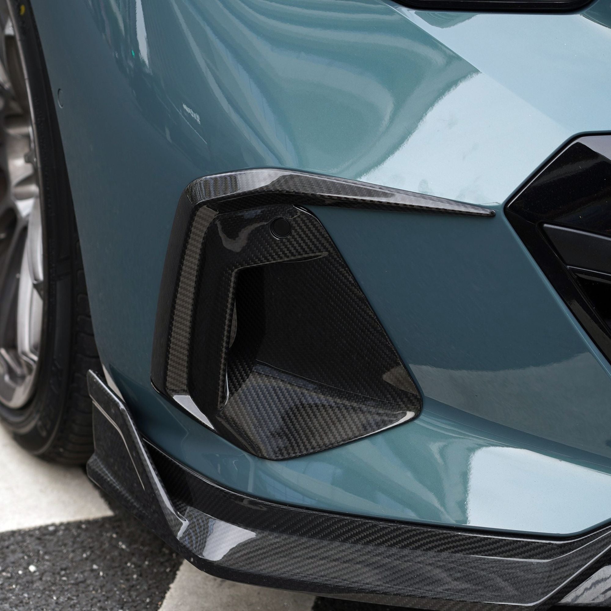 BMW 5 Series G60 G61 Pre-Preg Dry Carbon Fibre Tk Style Front Bumper Inserts By OPTIC (2024+)